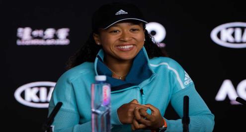 أوساكا تسقط كفيتوفا لتتوج بلقب أستراليا المفتوحة وتحسم صعودها لصدارة التصنيف العالمي 